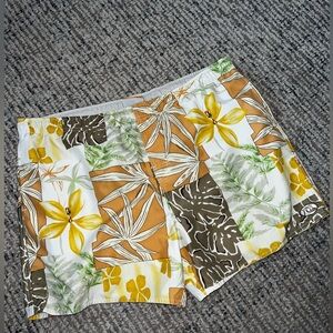 Men Quicksilver Board Shorts/ Swim Shorts